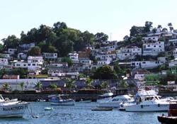 Manzanillo - Monica Larizza
