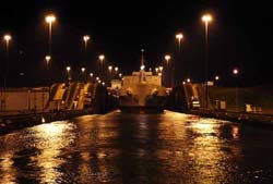 Gatun locks - Pierre Charles Gueroult 